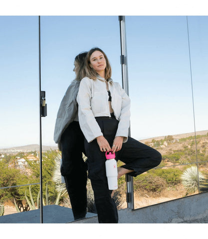 32 oz Wide Mouth Travel Bottle with Flex Straw Cap-Neon Pink